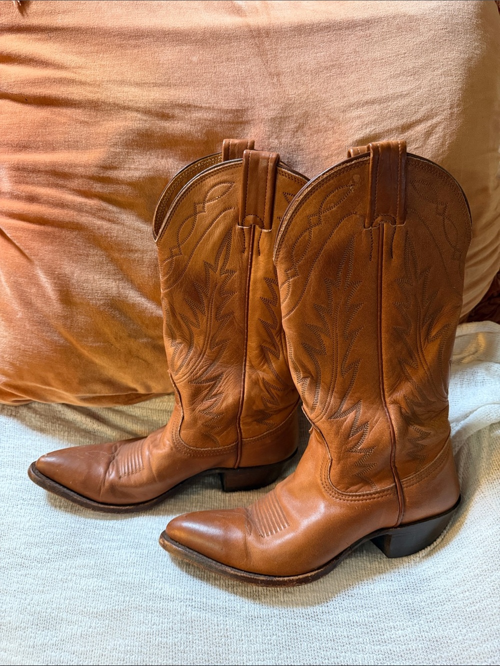 Nocona Brown Leather Western Heeled Cowboy Boots